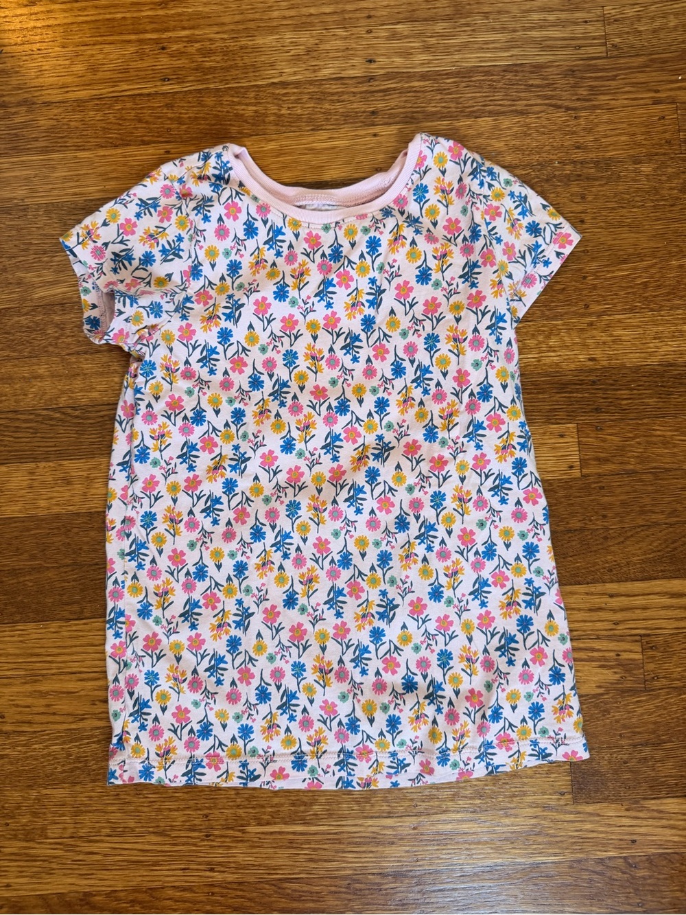 Tea Collection Pink Floral Short Sleeve Tee with Multicolor Bloom Print